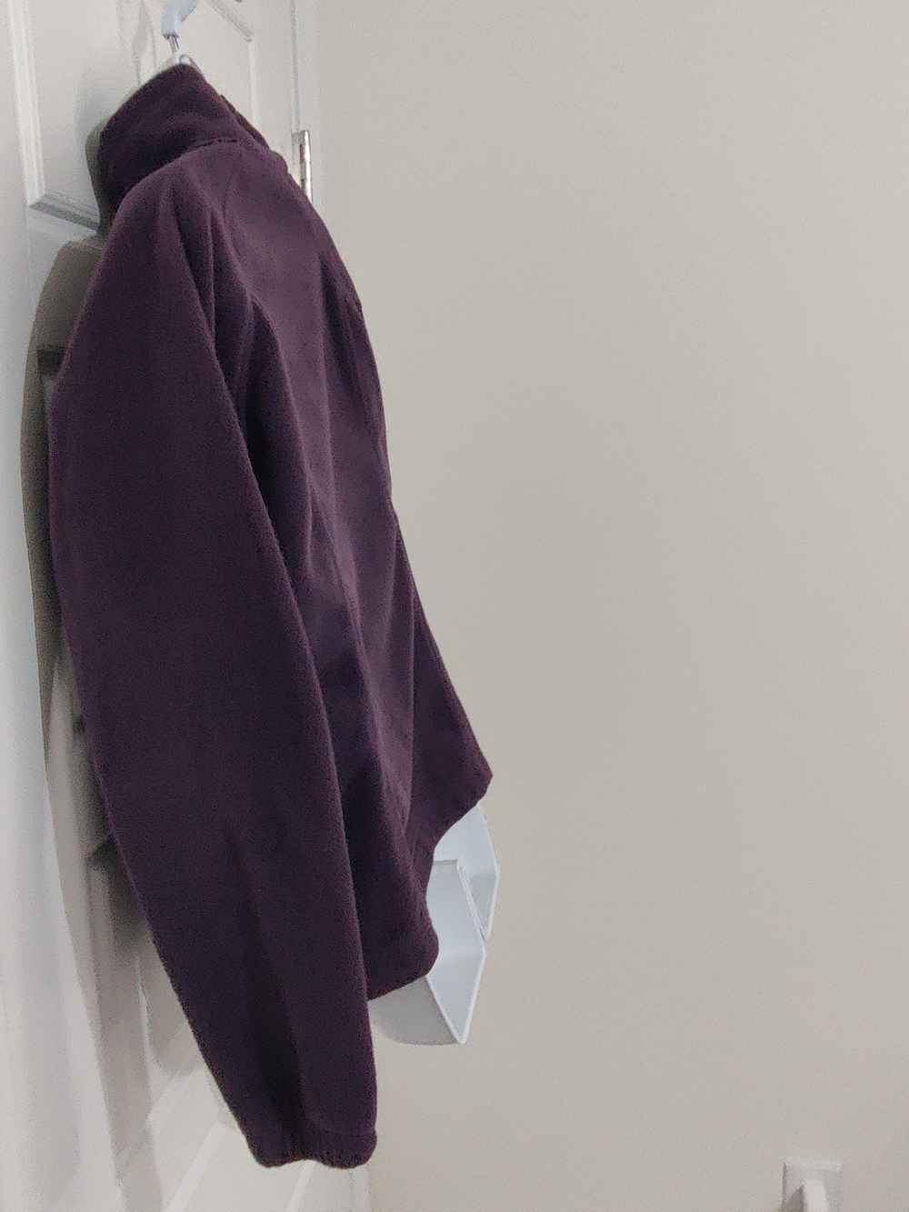 Columbia Women’s Purple Full-Zip Fleece Jacket - Picture 5 of 6